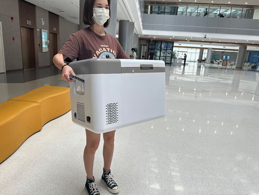 12V DC Hospital Vaccine Portable Freezer with Compressor and Precise Temperature Control
